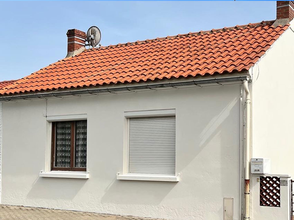 Façade en Vendée après nettoyage par H&H Habitat Façade en Vendée après nettoyage par H&H Habitat